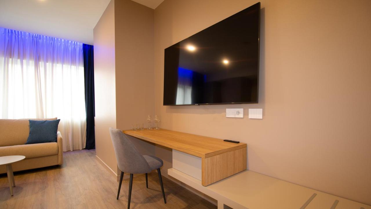 Carducci Art Guesthouse Oristano Extérieur photo