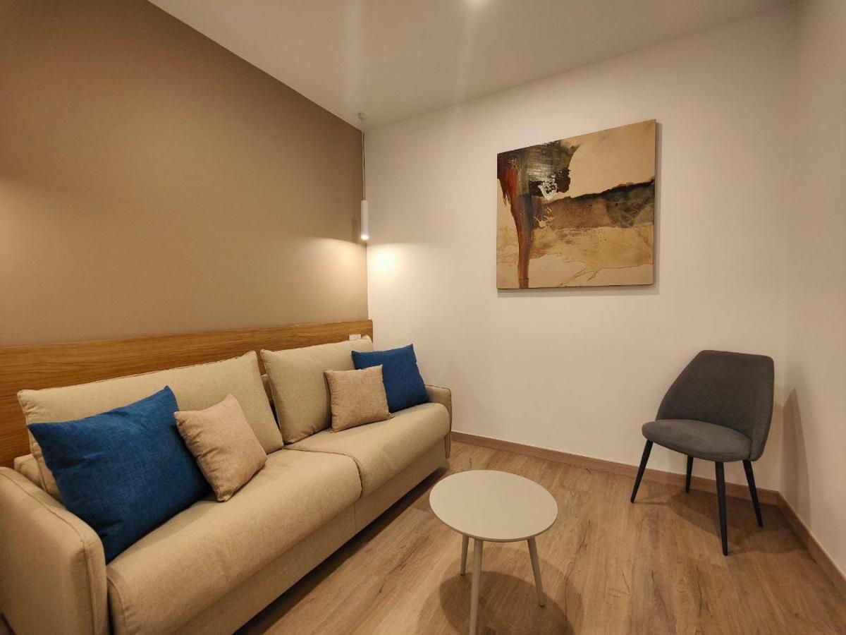 Carducci Art Guesthouse Oristano Extérieur photo