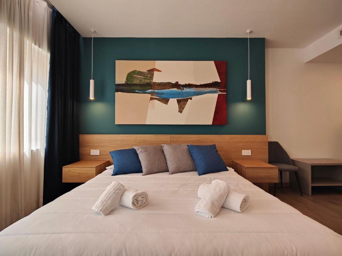 Carducci Art Guesthouse Oristano Extérieur photo